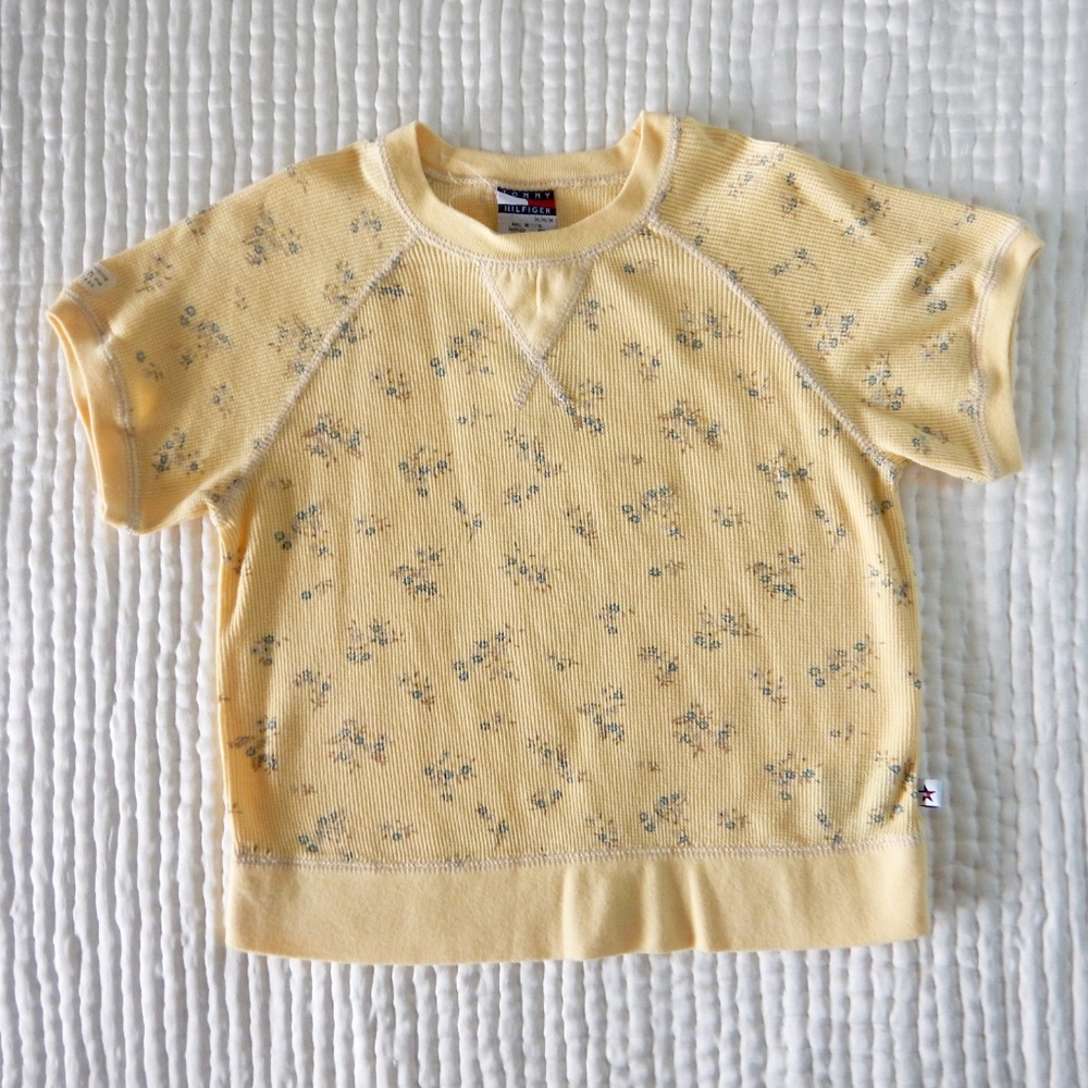 Tommy Hilfiger Floral Waffle Knit in Pale Yellow